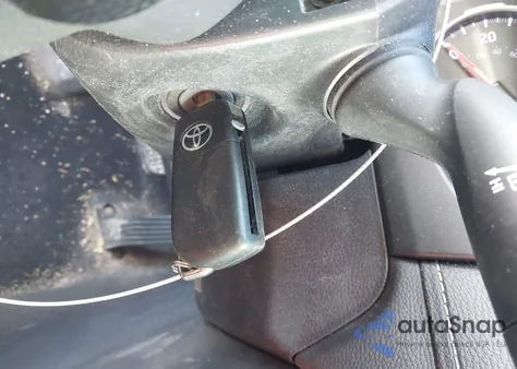 2019 Toyota Rav4 Le из США, поврежденный, VIN 2T3H1RFV5KW037812